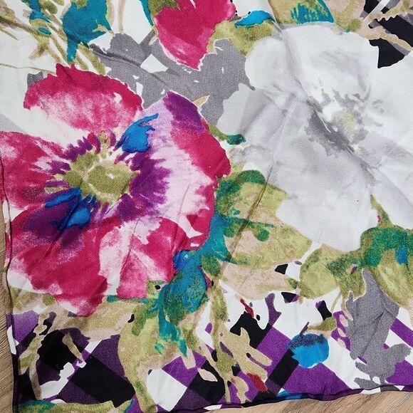🐞NWT Saks Fifth Avenue Silk Multicolored Patterned Scarf - Picture 10 of 13